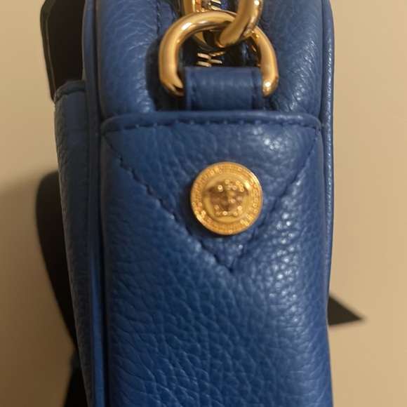 VERSACE NWT LA MEDUSA CALFSKIN BLUE LEATHER CROSSBODY OR BELT BAG MADE IN ITALY - Picture 9 of 16